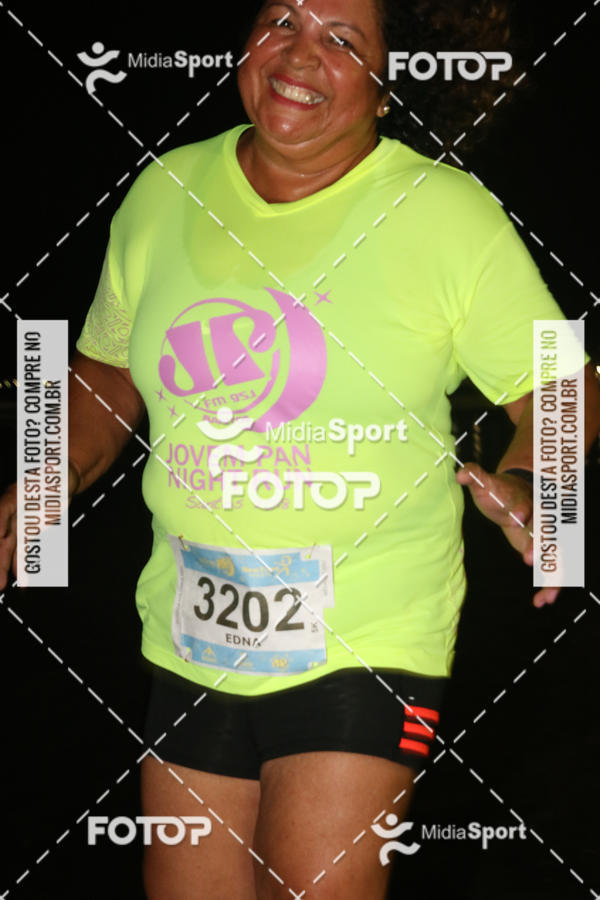 Buy your photos of the eventJovem Pan Night Run 2018 on Fotop