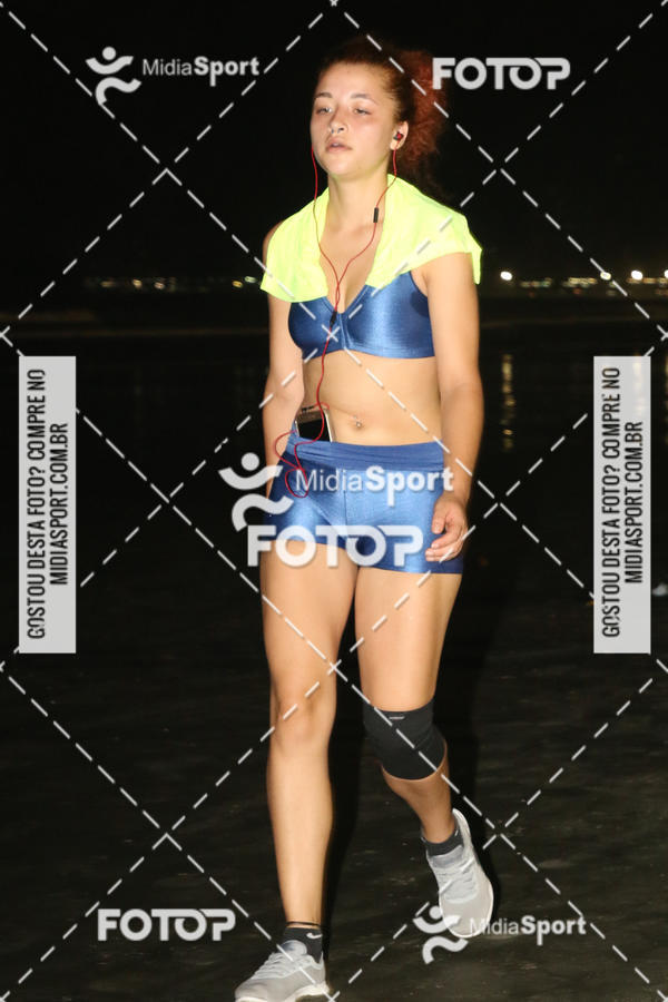 Buy your photos of the eventJovem Pan Night Run 2018 on Fotop