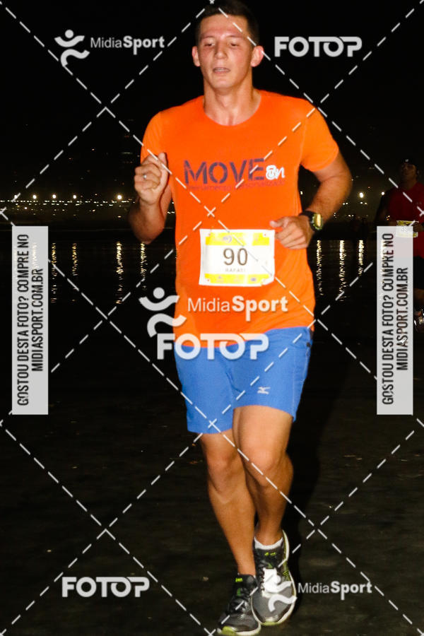 Buy your photos of the eventJovem Pan Night Run 2018 on Fotop