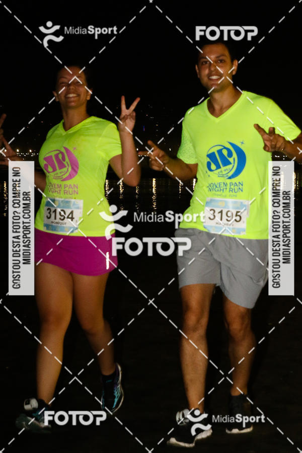 Buy your photos of the eventJovem Pan Night Run 2018 on Fotop