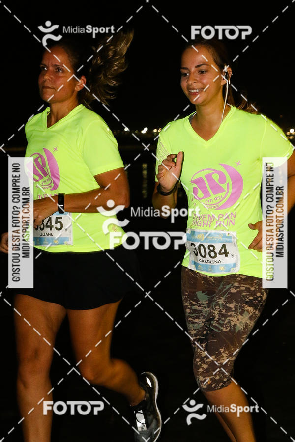 Buy your photos of the eventJovem Pan Night Run 2018 on Fotop