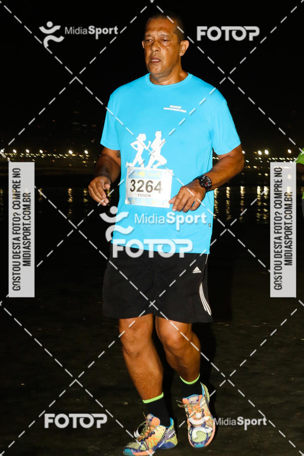 Buy your photos of the eventJovem Pan Night Run 2018 on Fotop