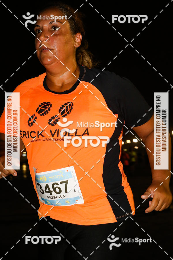 Buy your photos of the eventJovem Pan Night Run 2018 on Fotop