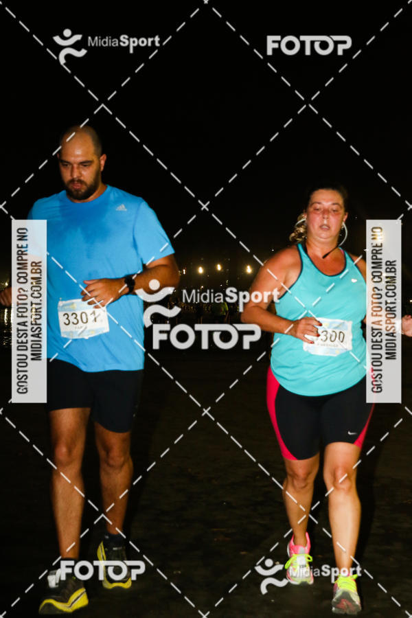 Buy your photos of the eventJovem Pan Night Run 2018 on Fotop