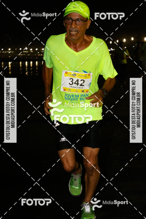 Buy your photos of the eventJovem Pan Night Run 2018 on Fotop