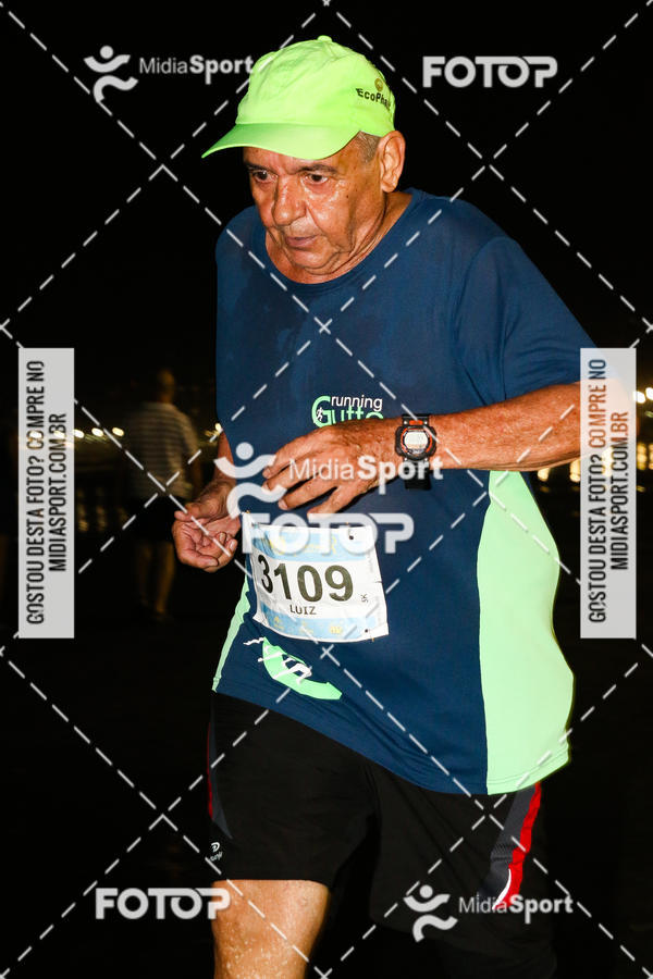 Buy your photos of the eventJovem Pan Night Run 2018 on Fotop