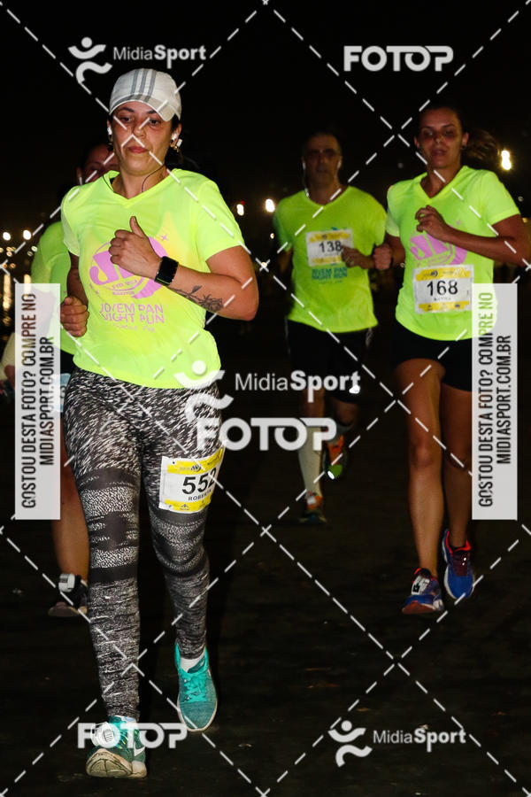 Buy your photos of the eventJovem Pan Night Run 2018 on Fotop