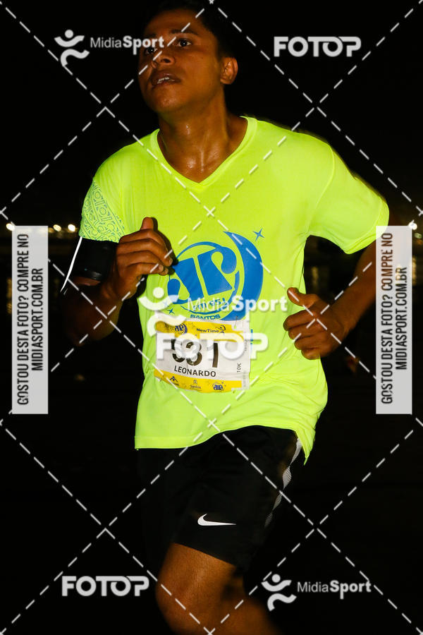 Buy your photos of the eventJovem Pan Night Run 2018 on Fotop