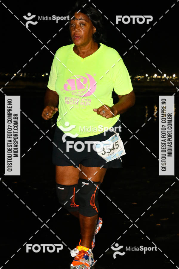 Buy your photos of the eventJovem Pan Night Run 2018 on Fotop
