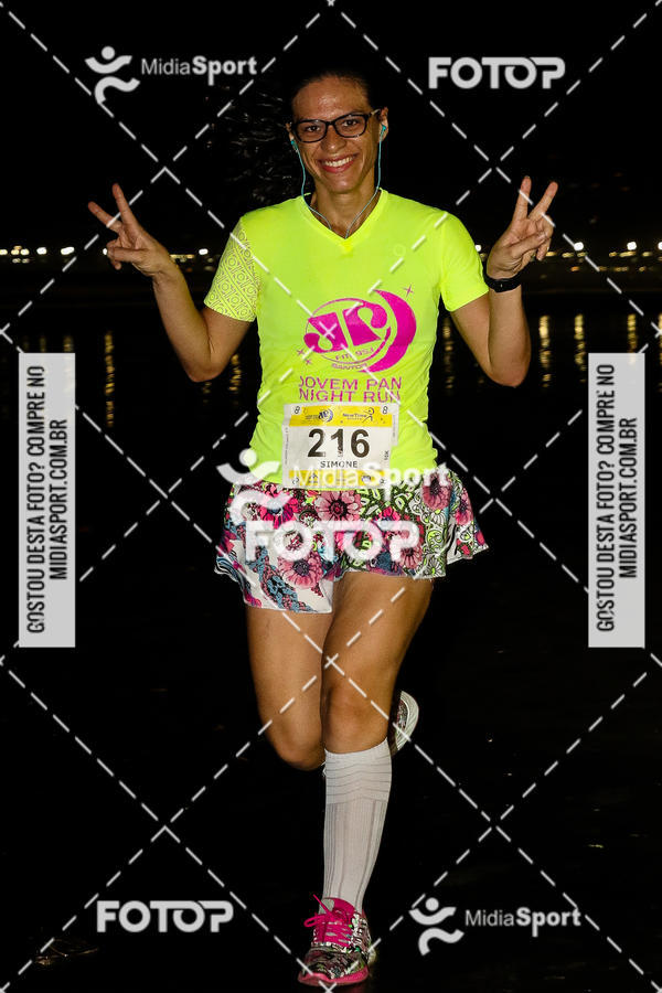 Buy your photos of the eventJovem Pan Night Run 2018 on Fotop