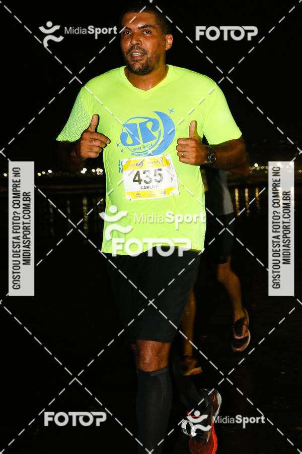 Buy your photos of the eventJovem Pan Night Run 2018 on Fotop