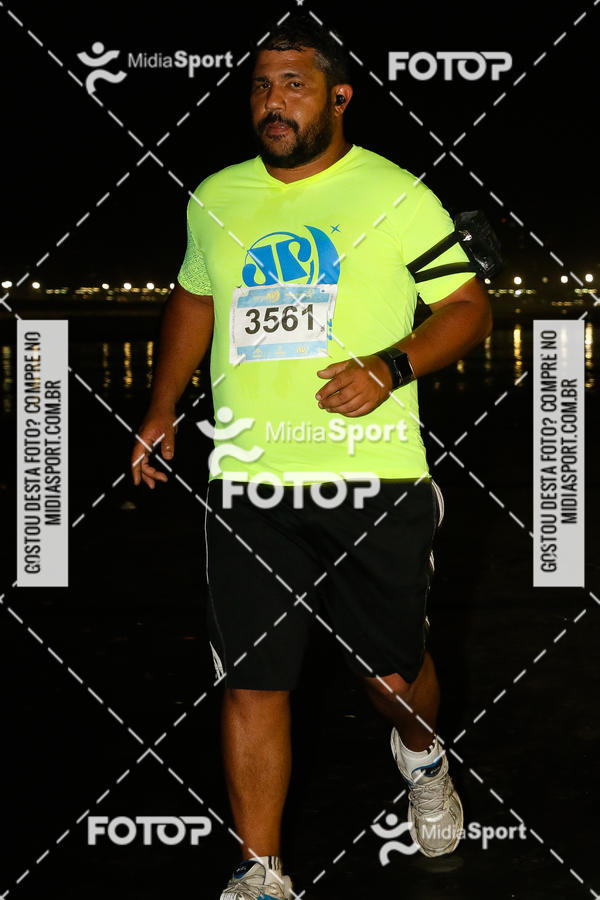 Buy your photos of the eventJovem Pan Night Run 2018 on Fotop