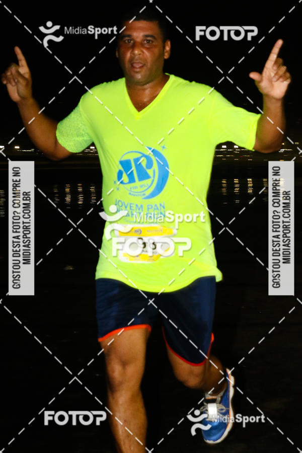 Buy your photos of the eventJovem Pan Night Run 2018 on Fotop