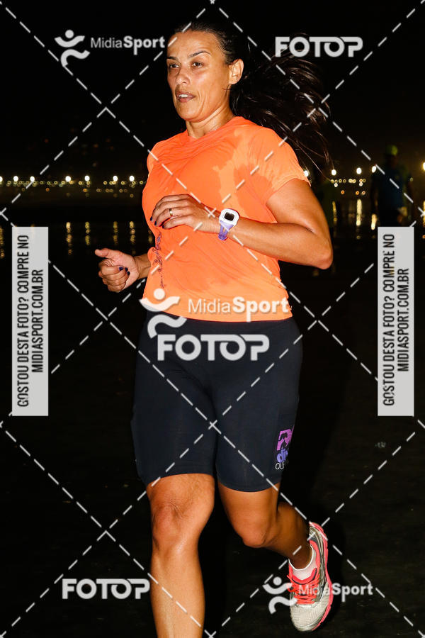 Buy your photos of the eventJovem Pan Night Run 2018 on Fotop