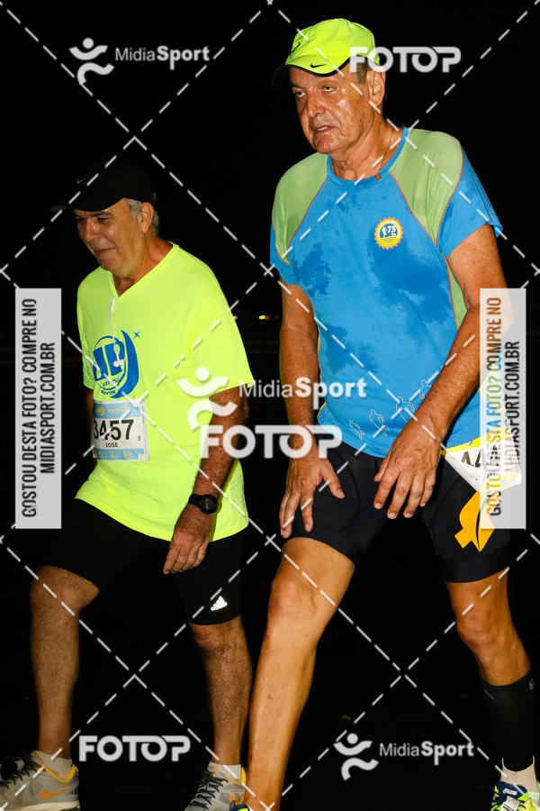 Buy your photos of the eventJovem Pan Night Run 2018 on Fotop