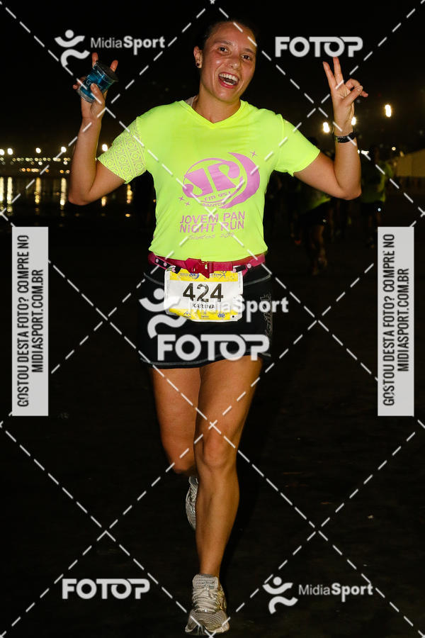 Buy your photos of the eventJovem Pan Night Run 2018 on Fotop