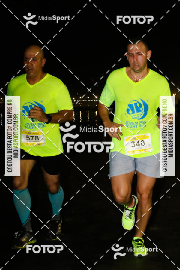 Buy your photos of the eventJovem Pan Night Run 2018 on Fotop