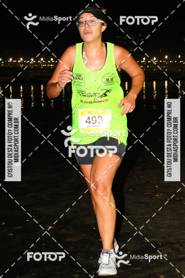 Buy your photos of the eventJovem Pan Night Run 2018 on Fotop