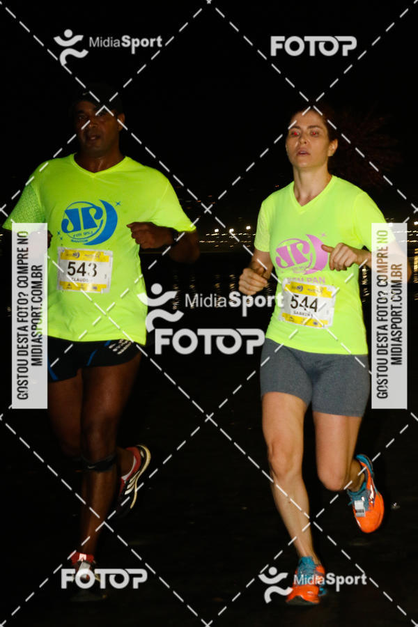 Buy your photos of the eventJovem Pan Night Run 2018 on Fotop