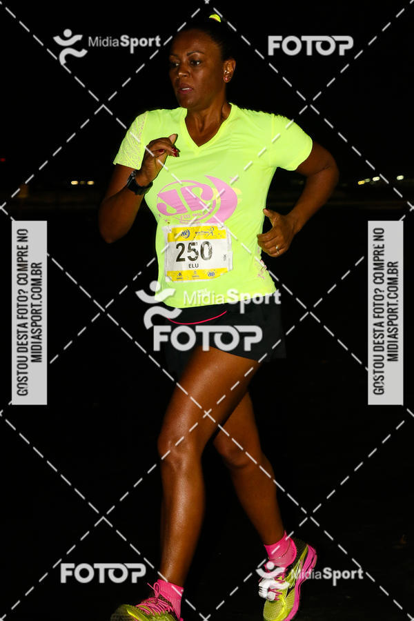 Buy your photos of the eventJovem Pan Night Run 2018 on Fotop