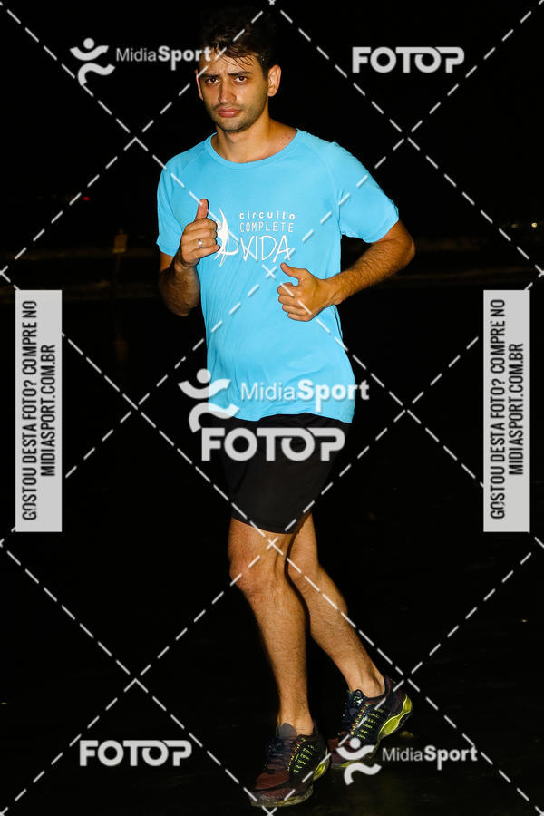 Buy your photos of the eventJovem Pan Night Run 2018 on Fotop