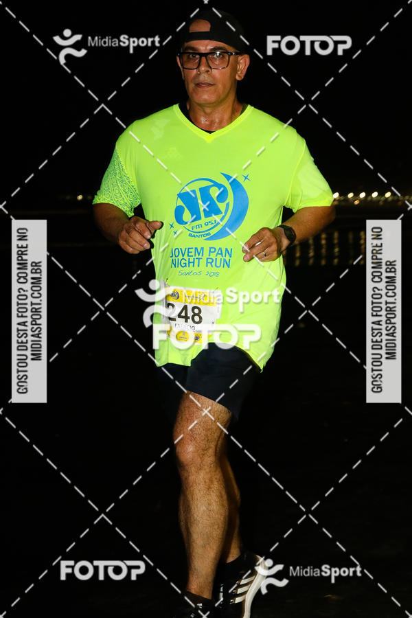 Buy your photos of the eventJovem Pan Night Run 2018 on Fotop