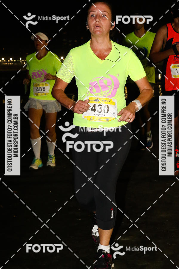 Buy your photos of the eventJovem Pan Night Run 2018 on Fotop