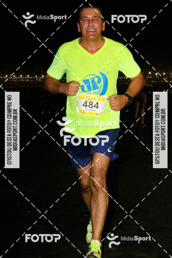 Buy your photos of the eventJovem Pan Night Run 2018 on Fotop