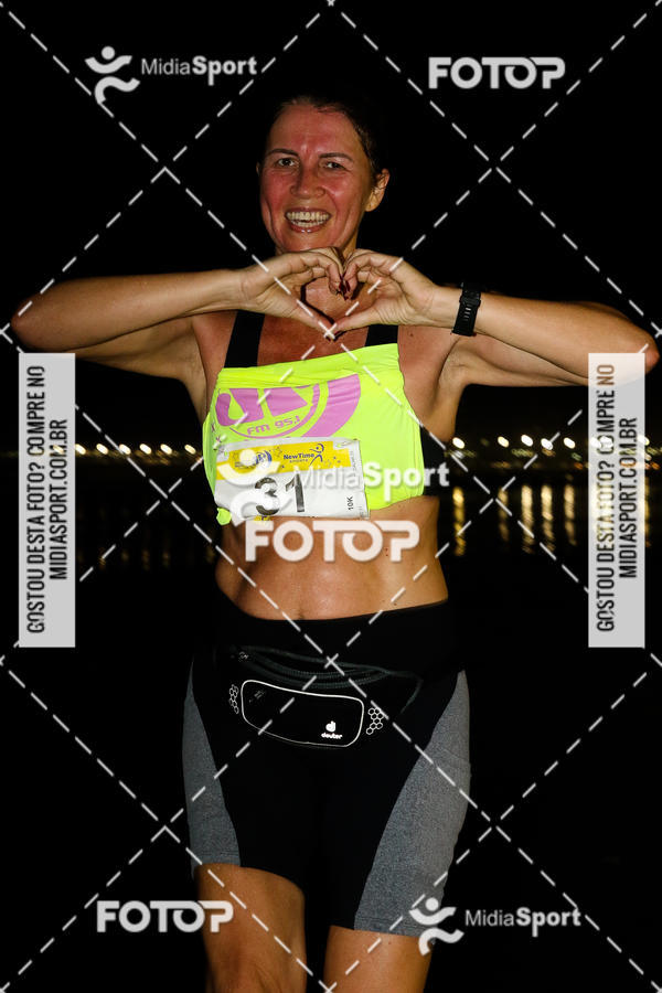 Buy your photos of the eventJovem Pan Night Run 2018 on Fotop