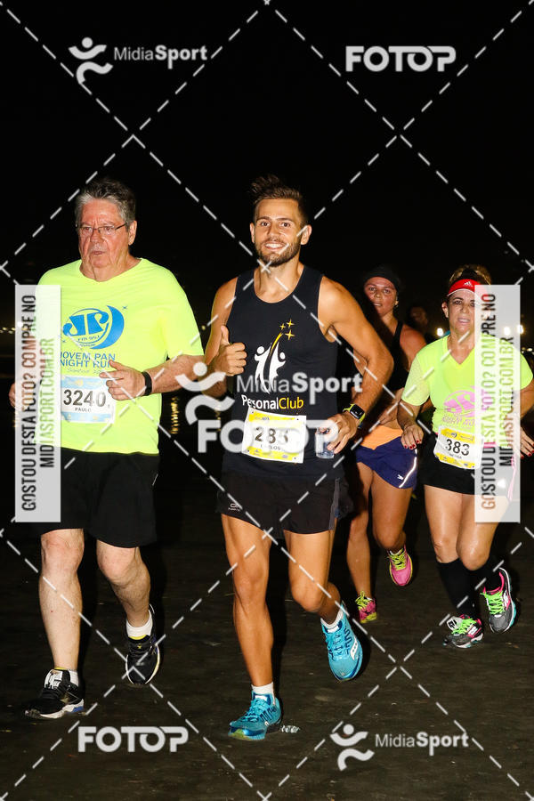 Buy your photos of the eventJovem Pan Night Run 2018 on Fotop