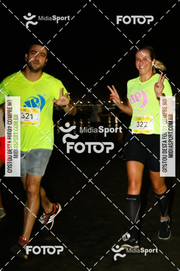 Buy your photos of the eventJovem Pan Night Run 2018 on Fotop