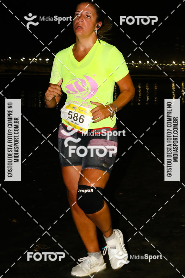 Buy your photos of the eventJovem Pan Night Run 2018 on Fotop