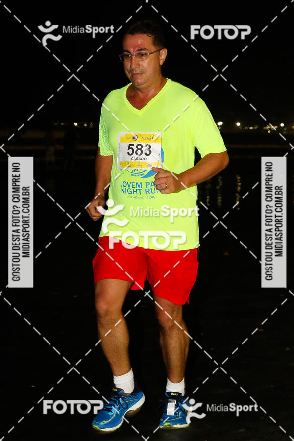 Buy your photos of the eventJovem Pan Night Run 2018 on Fotop