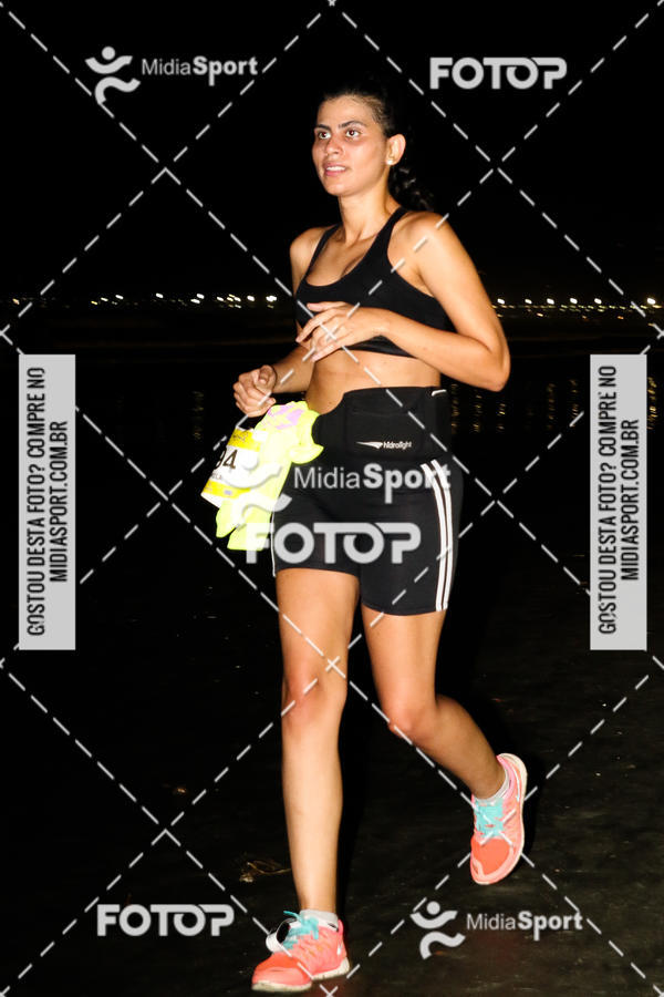 Buy your photos of the eventJovem Pan Night Run 2018 on Fotop