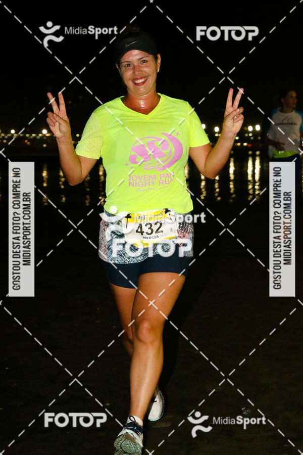 Buy your photos of the eventJovem Pan Night Run 2018 on Fotop