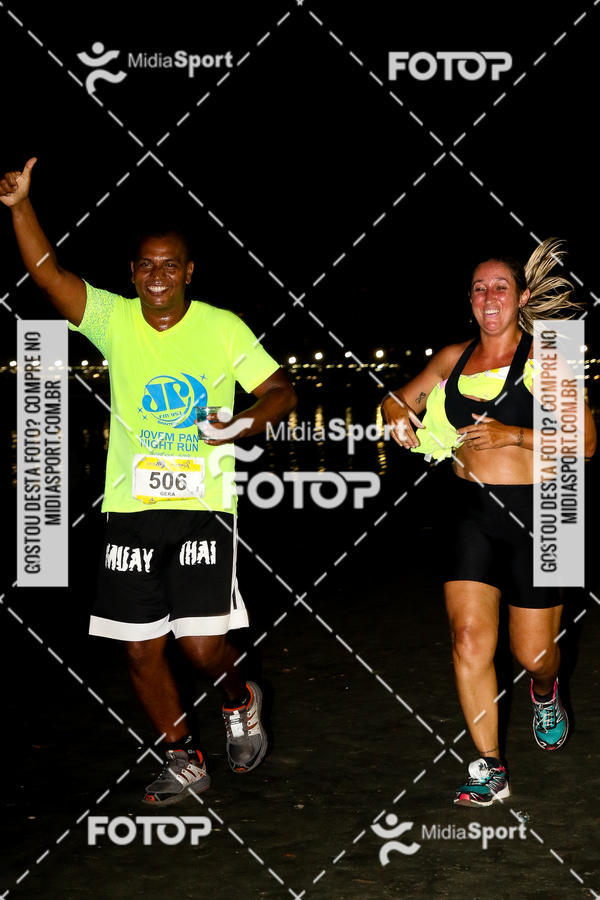 Buy your photos of the eventJovem Pan Night Run 2018 on Fotop