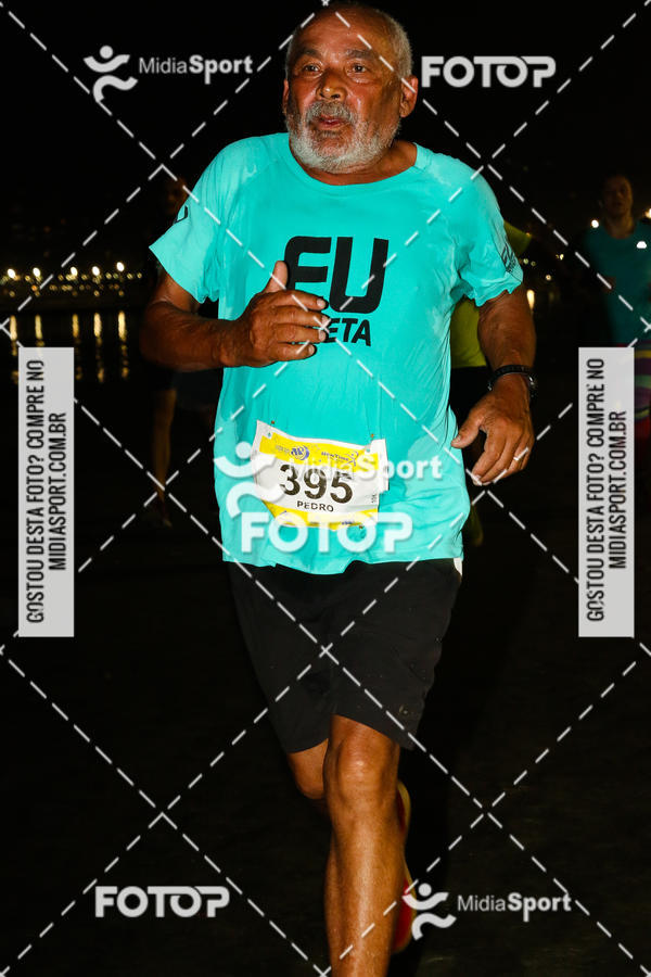 Buy your photos of the eventJovem Pan Night Run 2018 on Fotop