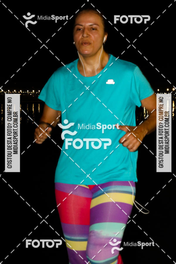 Buy your photos of the eventJovem Pan Night Run 2018 on Fotop