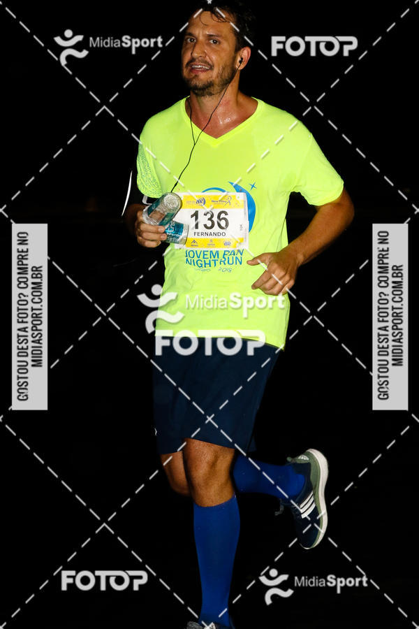Buy your photos of the eventJovem Pan Night Run 2018 on Fotop