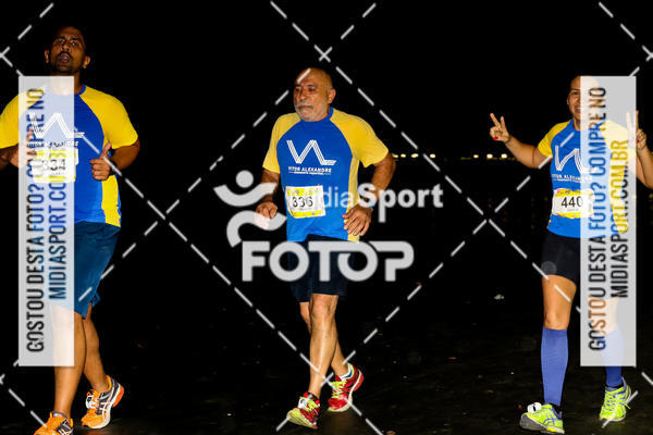 Buy your photos of the eventJovem Pan Night Run 2018 on Fotop