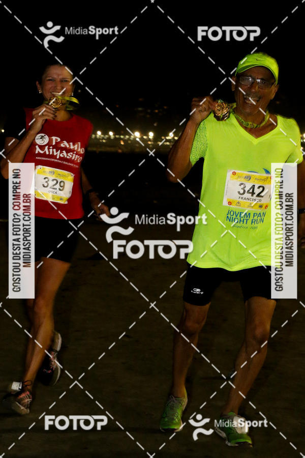 Buy your photos of the eventJovem Pan Night Run 2018 on Fotop