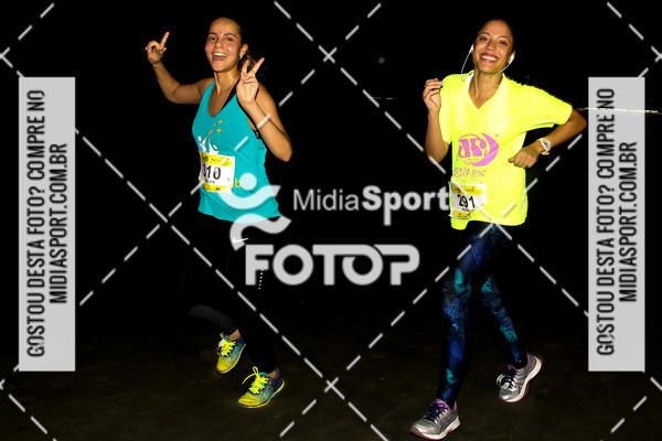 Buy your photos of the eventJovem Pan Night Run 2018 on Fotop