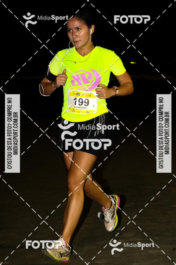 Buy your photos of the eventJovem Pan Night Run 2018 on Fotop