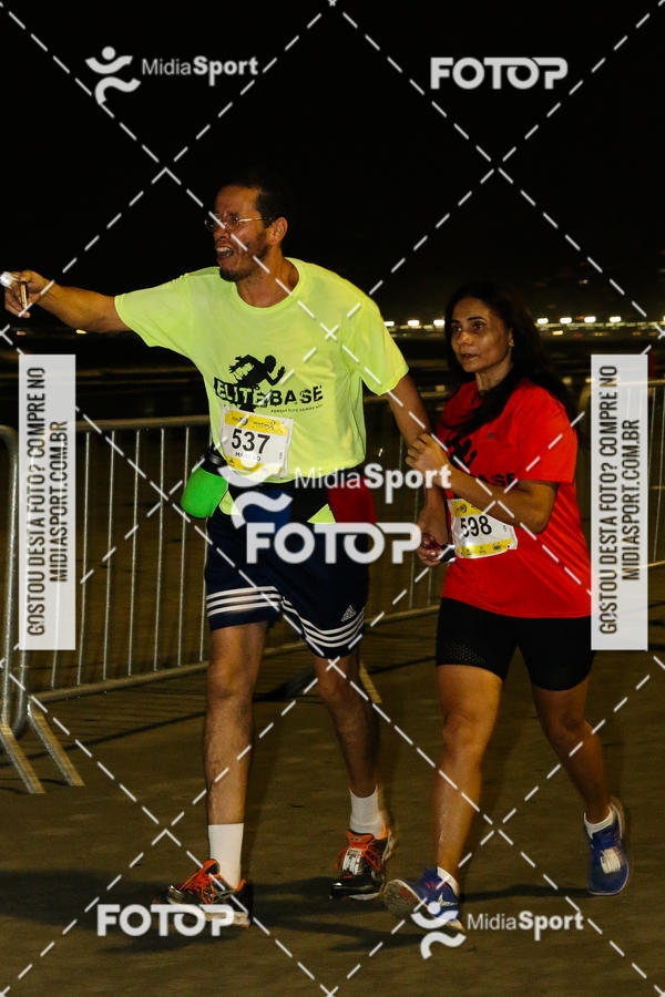 Buy your photos of the eventJovem Pan Night Run 2018 on Fotop