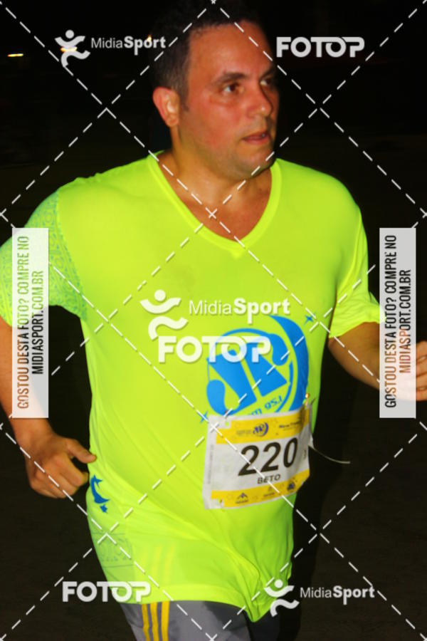 Buy your photos of the eventJovem Pan Night Run 2018 on Fotop