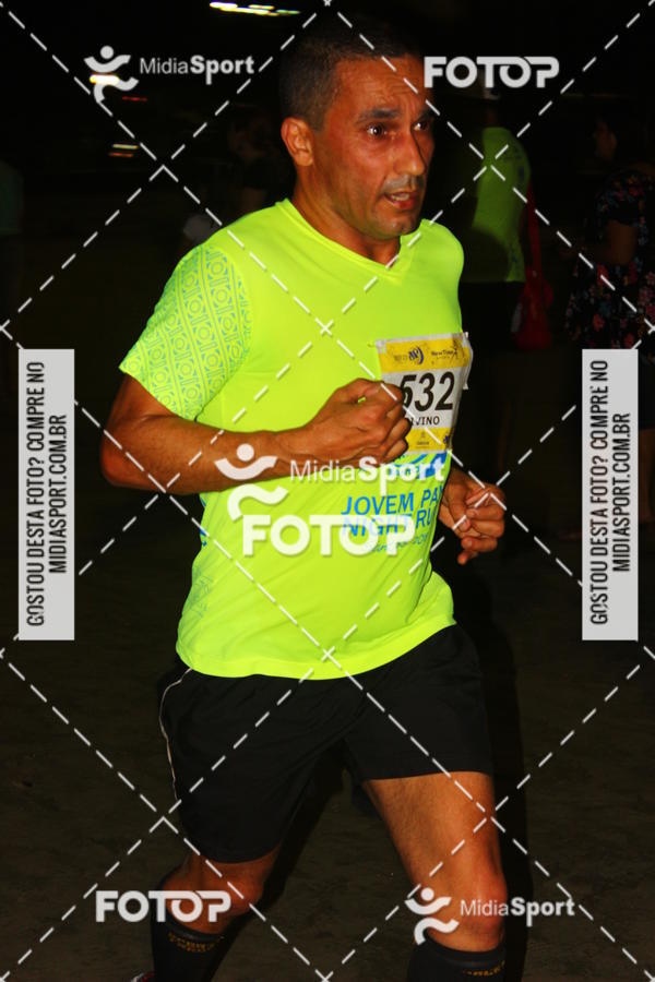 Buy your photos of the eventJovem Pan Night Run 2018 on Fotop