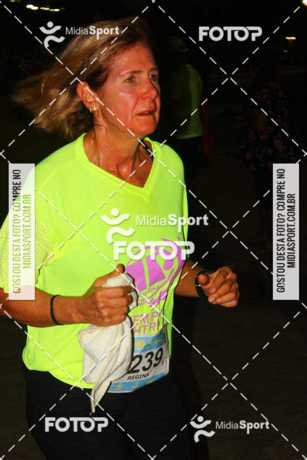 Buy your photos of the eventJovem Pan Night Run 2018 on Fotop