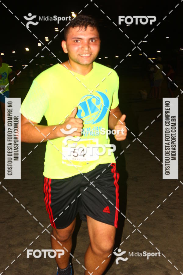 Buy your photos of the eventJovem Pan Night Run 2018 on Fotop