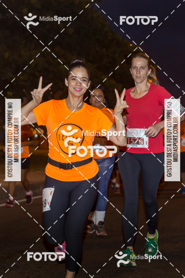 Buy your photos of the eventEclipse Night Run - Etapa Recreio on Fotop