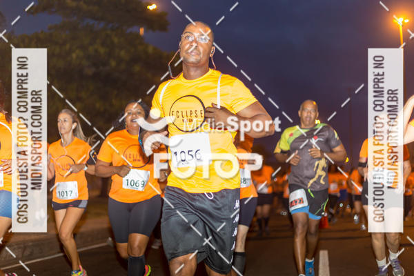 Buy your photos of the eventEclipse Night Run - Etapa Recreio on Fotop